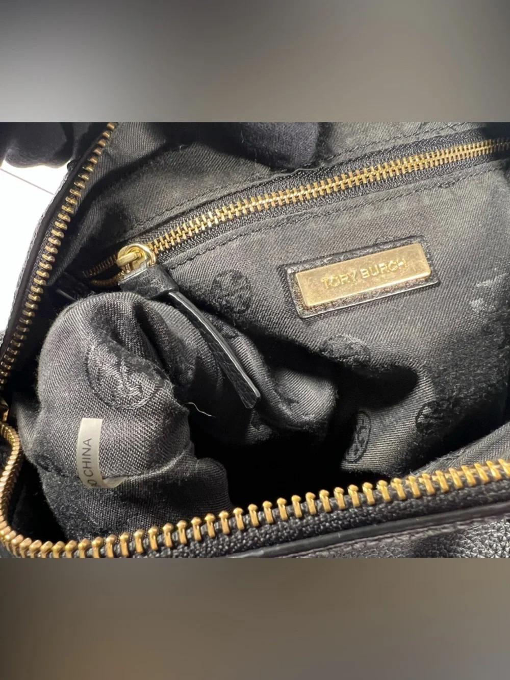 4071: Tory Burch Black Pebbled Leather Satchel Shoulder Bag